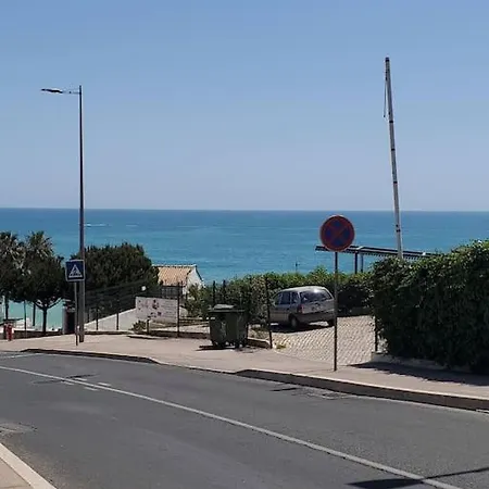 L&j Ocean View Apartmán *